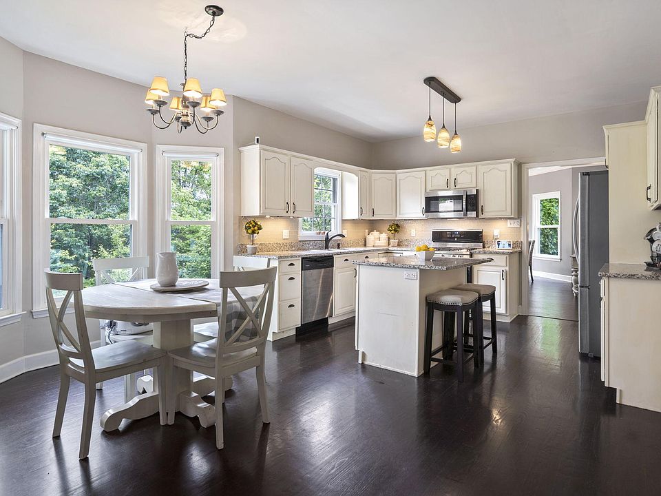 1st image of 1727 Lenox Dr NW #79