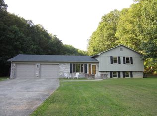 1141 Little Clear Creek Rd, Mount Vernon, KY 40456