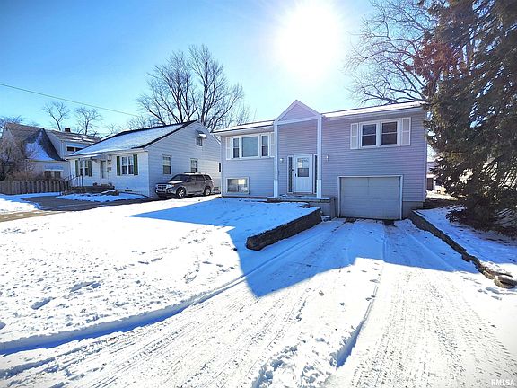 4th image of 2210 W Clarke Ave