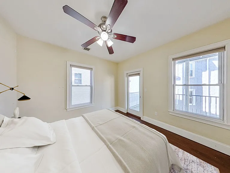 3-240 Aprker Hill Ave #2 — Photo 4