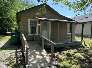 807 N Ridgeway St, Sapulpa, OK 74066