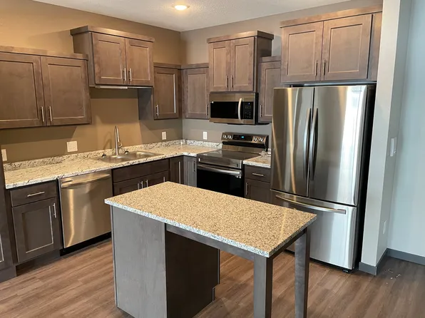 Sunny Ville, 2409 County Road 74 #89abae924, Saint Cloud, MN 56301