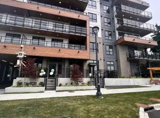 10065 133rd St #412, Surrey, BC V3T5G1