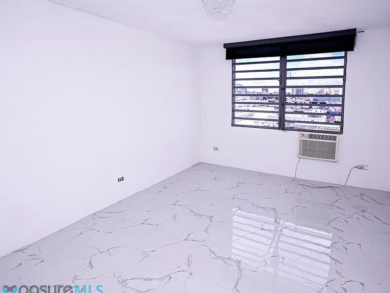721 Calle Hernandez #7 — Photo 14