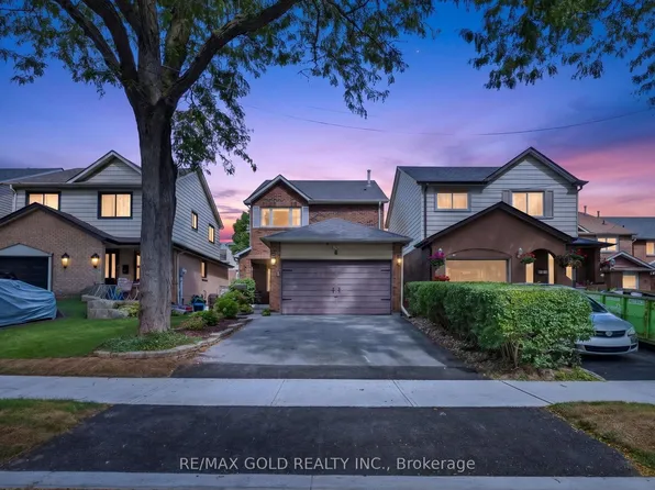 6 Rowe Ct, Brampton, ON L6X 2S2