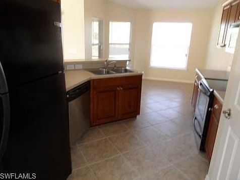 4th image of 4614 5th St W
