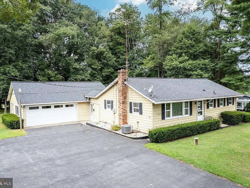 1st image of 15914 Dark Hollow Rd