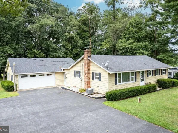15914 Dark Hollow Rd, Upperco, MD 21155