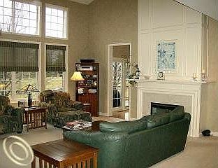 4th image of 17570 White Pine Ct