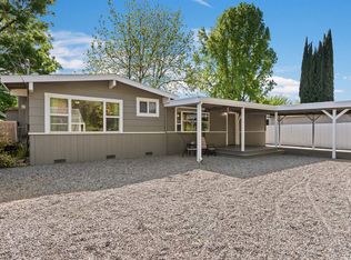 2610 Reeves Ln, Lakeport, CA 95453