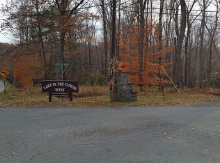 38G Skyline Ct, Canadensis, PA 18325