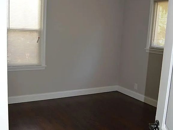 5th image of 2111 Rochester Rd