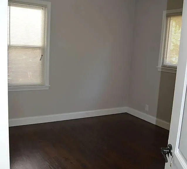 2111 Rochester Rd — Photo 5