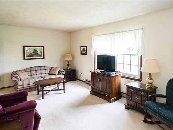 2nd image of 5145 Redwood Dr