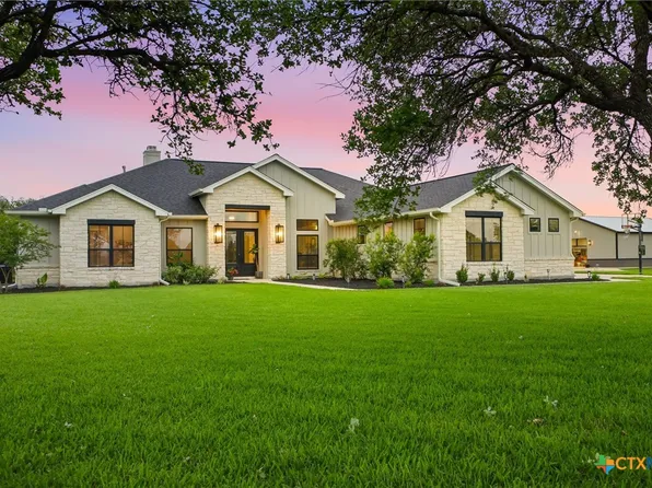 131 Wright Creek Rd, Victoria, TX 77905