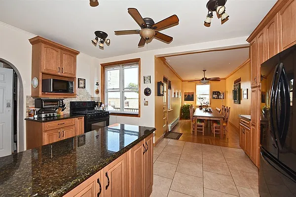 Rented by Citi Habitats | media 40