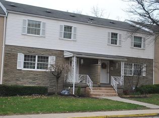 490 Browns Ln, Pittsburgh, PA 15237