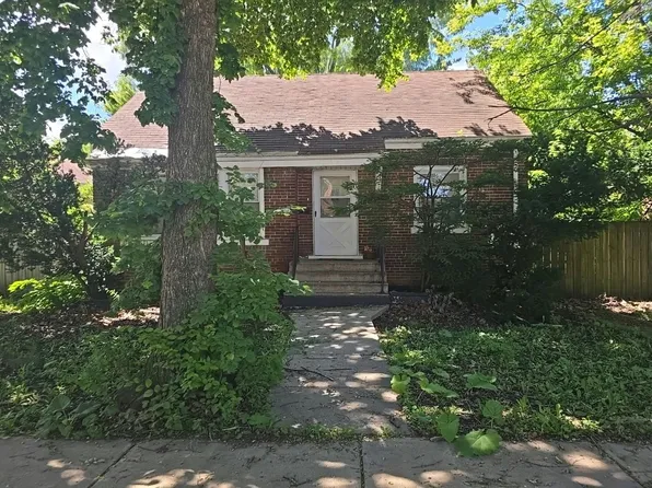 8404 S Hoyne Ave, Chicago, IL 60620