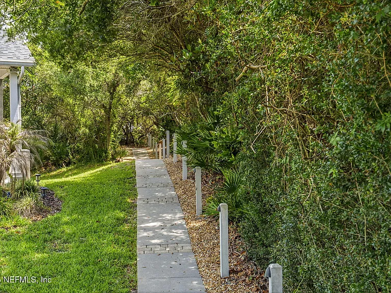 149 Beachside Dr — Photo 46