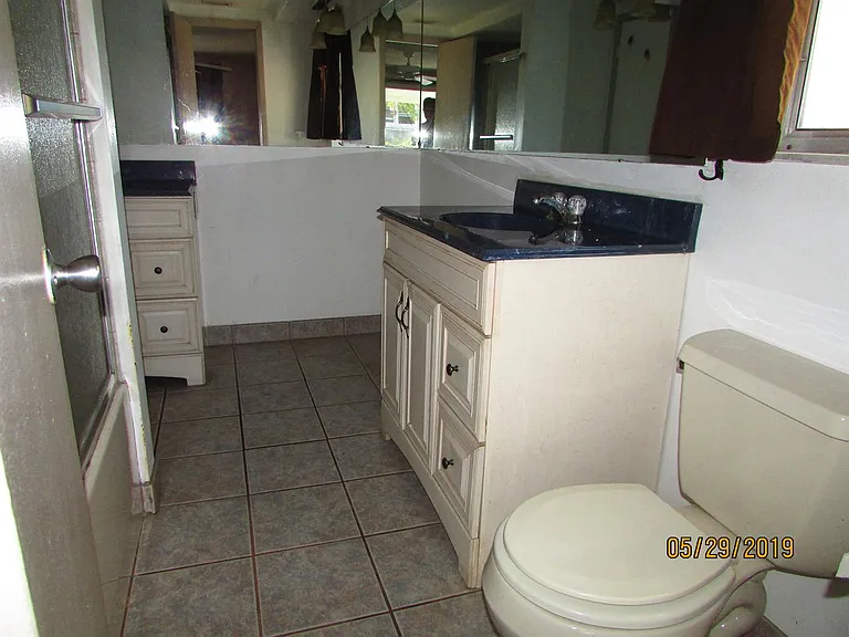 9926 Rainbow Ln — Photo 15