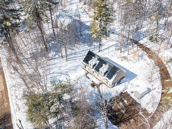 5th image of 14 Cummings Hill Road