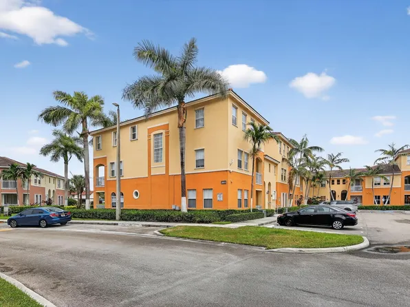 10012 NW 7th Street #213, Miami, FL 33172