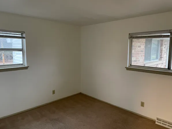 415 N Harmony Ln, Whitewater, WI 53190
