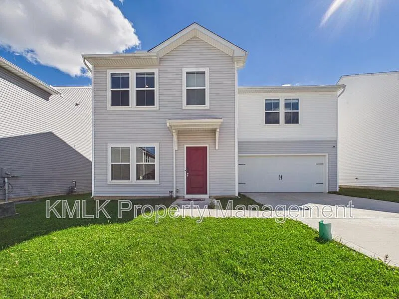 4 bed, 2.5 bath, 1760 sqft, $2,195 — Photo 1