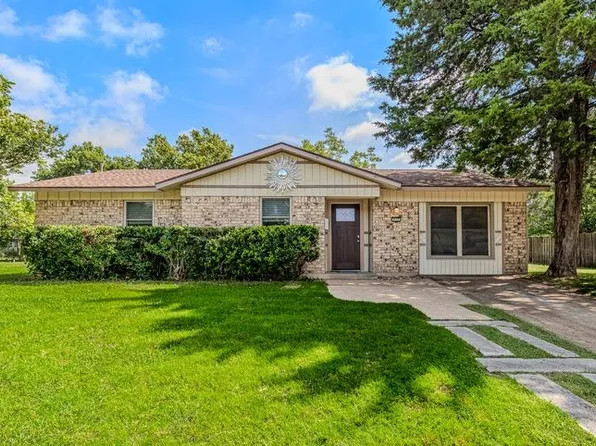 910 Sara Dunn Dr, Garland, TX 75042