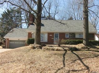 3031 Andover Dr, Saint Louis, MO 63121