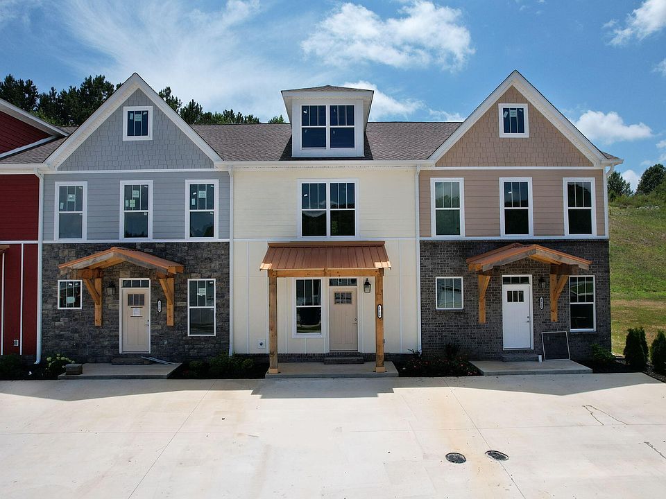 1st image of 1724 Arbor Hills Dr SE #10