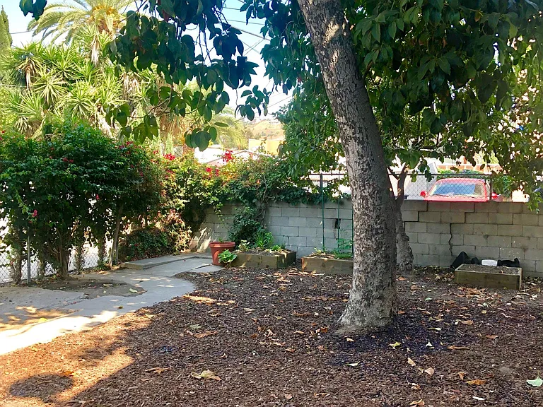 2617 Jeffries Ave #8 — Photo 10