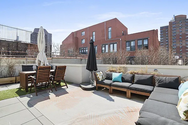 Rented by Pleasant Properties Real Estate LLC | media 27