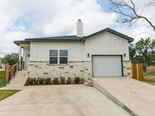 604 Driftwood Lane, Cottonwood Shores, TX 78657