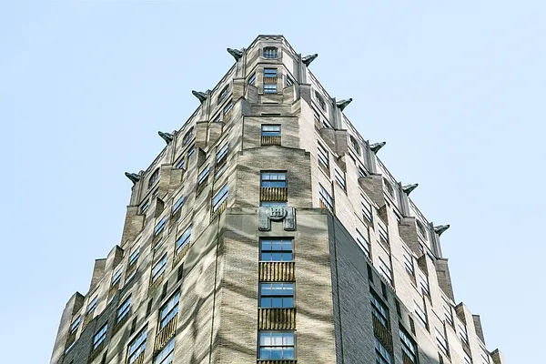 Rented by Pinnacle City Living | media 4