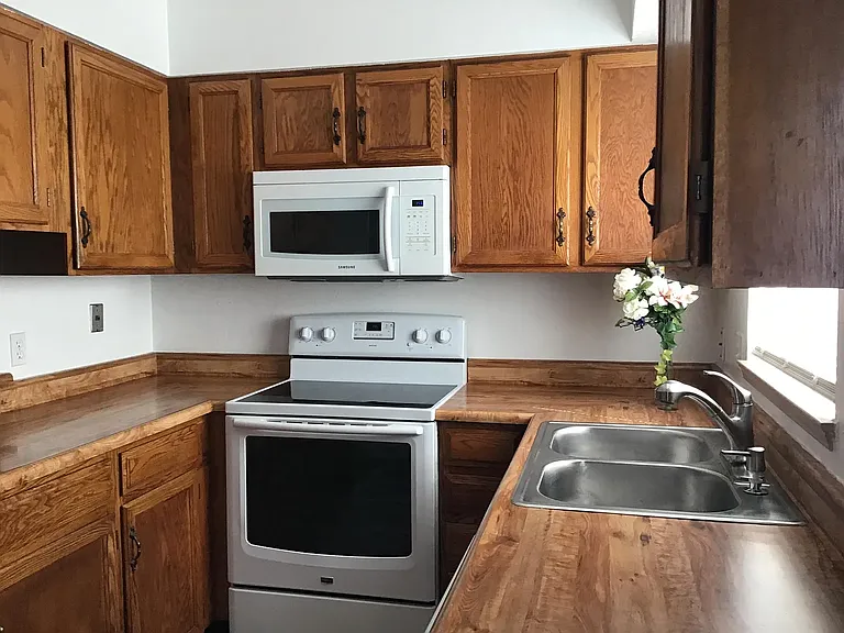 8990 W Dartmouth Pl — Photo 3