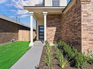105 Allegro Dr, Hutto, TX 78634