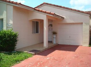 15605 SW 103rd Ter, Miami, FL 33196