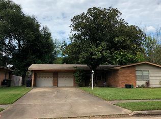 914 Peach Spring Dr, Houston, TX 77088