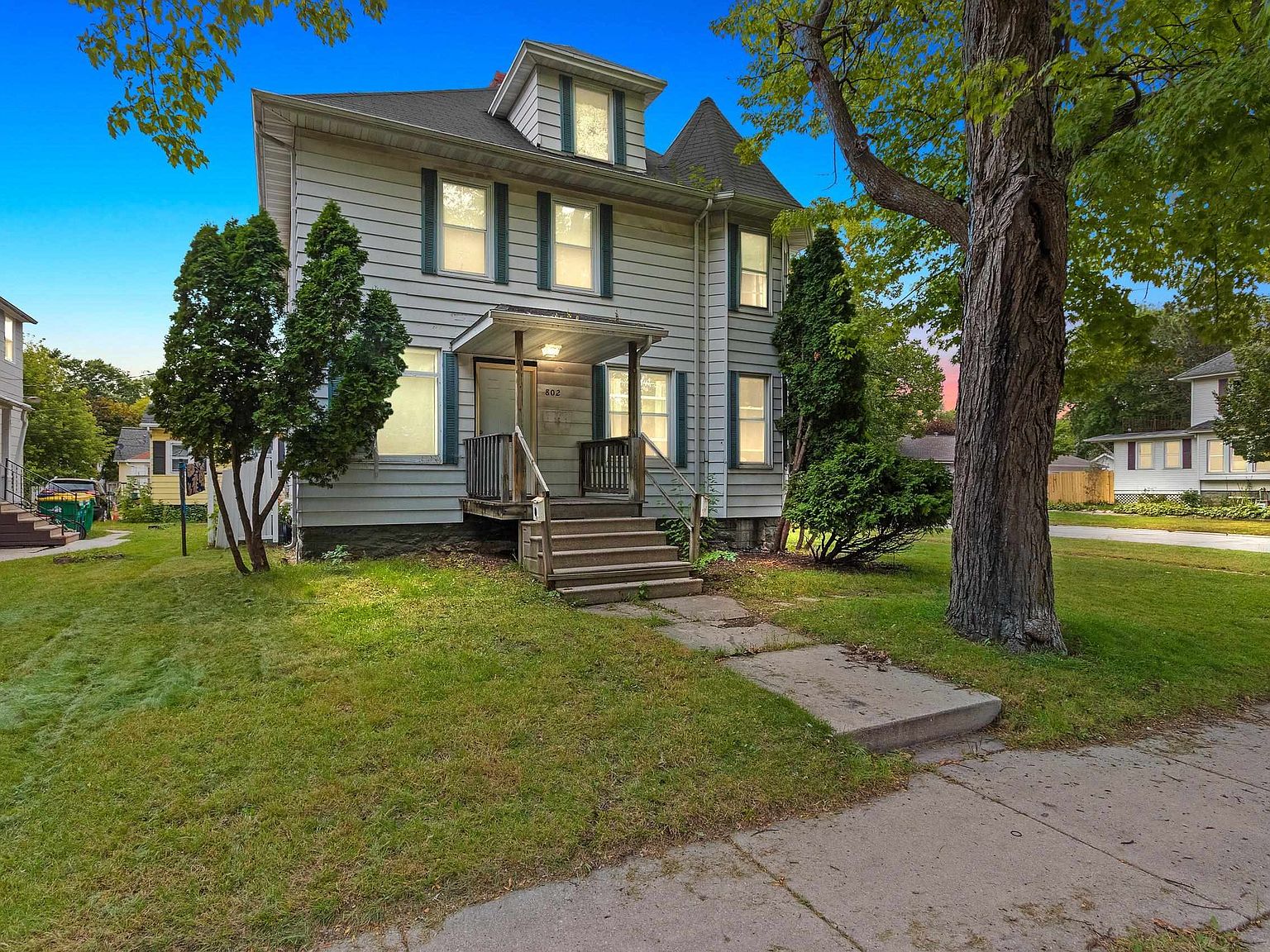 802 Dousman St, Green Bay, WI 54303 Zillow