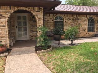 214 Candice Dr N, Kerrville, TX 78028