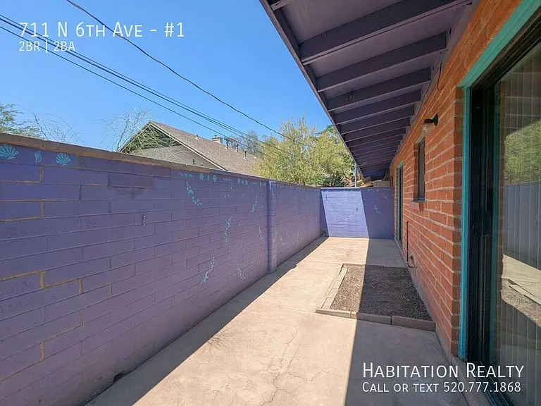 711 N 6th Ave #1 — Photo 11