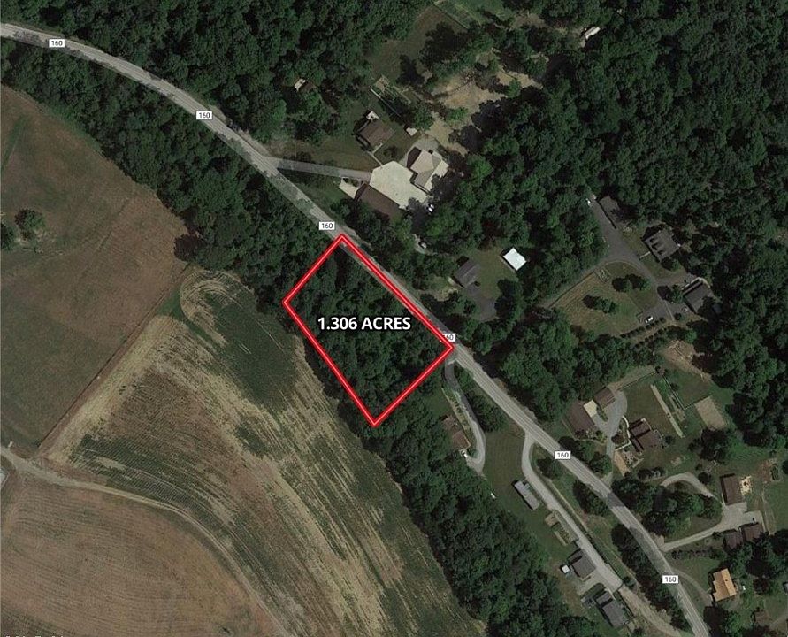 2nd image of 160 County Rd