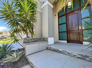 793 Calle Mar Caspio, Dorado, PR 00646