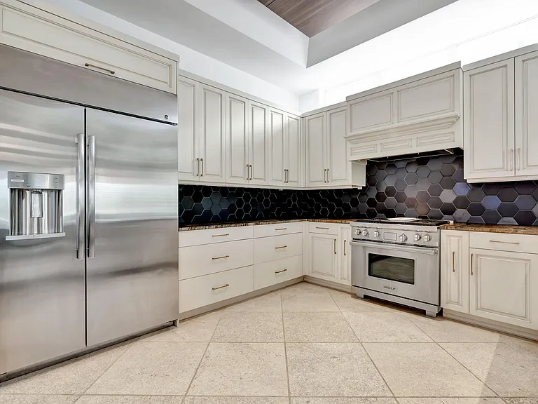 186 Golf Village Blvd — Photo 21