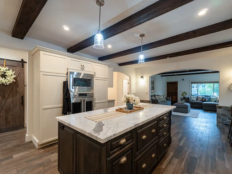 610 Forest Ave — Photo 19