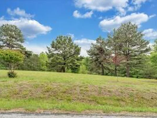 66 Navigation Point, Goodview, VA 24095