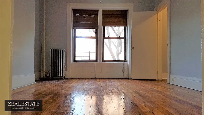 Rented by ZealEstate Group Inc | media 12