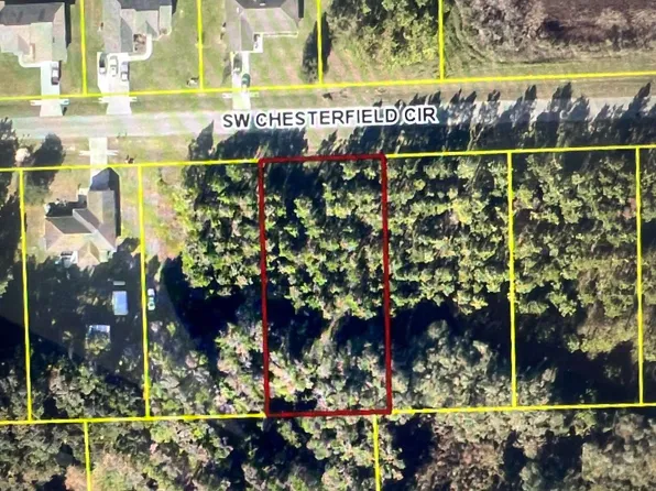 563 SW Chesterfield Cir, Lake City, FL 32024