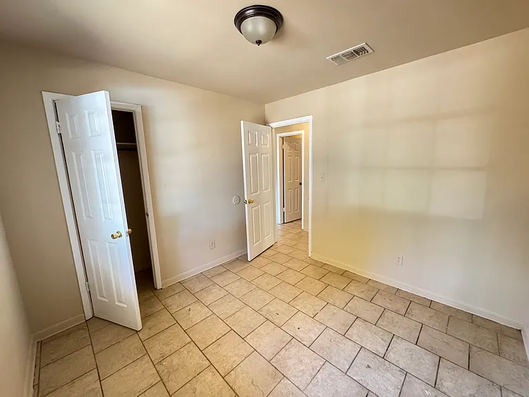 3963 Erress Blvd — Photo 20